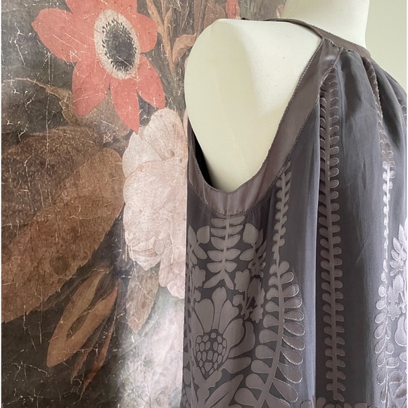 Max Studio Top - Picture 2 of 7